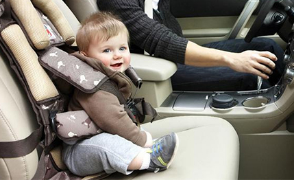 baby-seat-car-rental-in-bali1